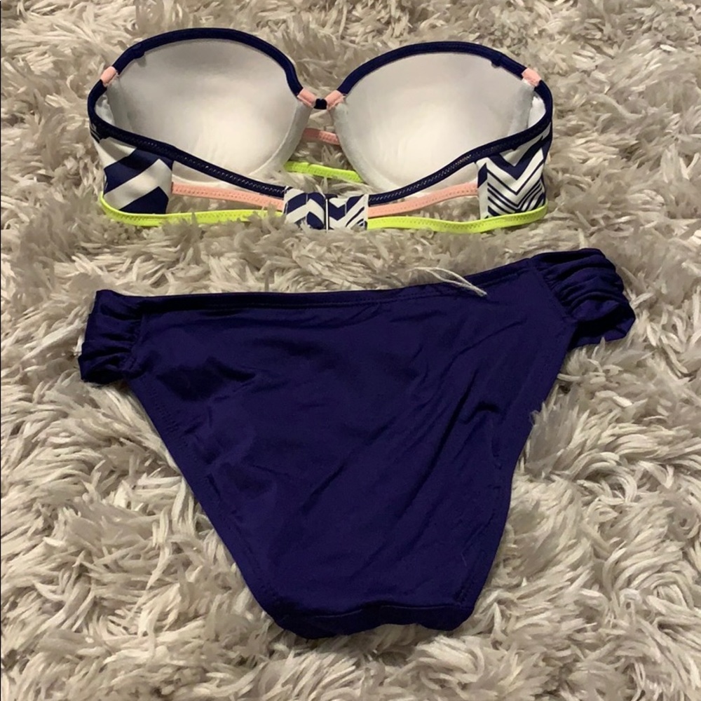 bikini!! - Picture 2 of 2